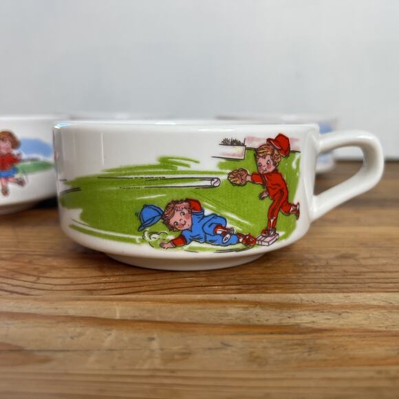 VTG Campbell’s Kids Soup Mugs – Set of 4 Boating Skiing Baseball Hopscotch Cups - Picture 7 of 13